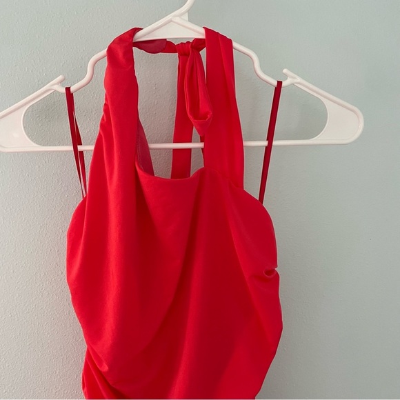 HELLO MOLLY NIGHTS IN IOS HALTER MINI DRESS
CORAL size 8 large NWT - Picture 3 of 16